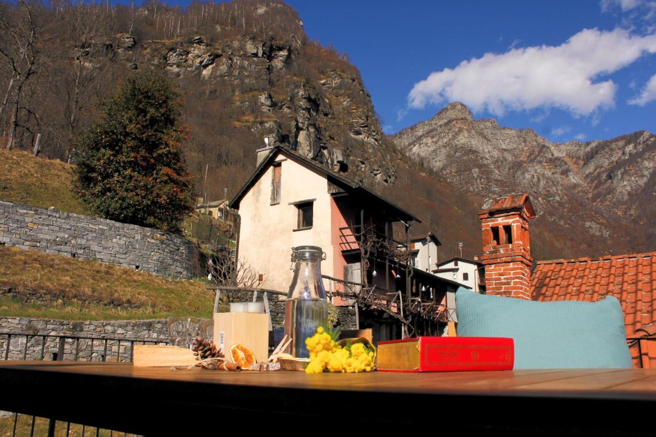 Casa Gialla Russo エクステリア 写真