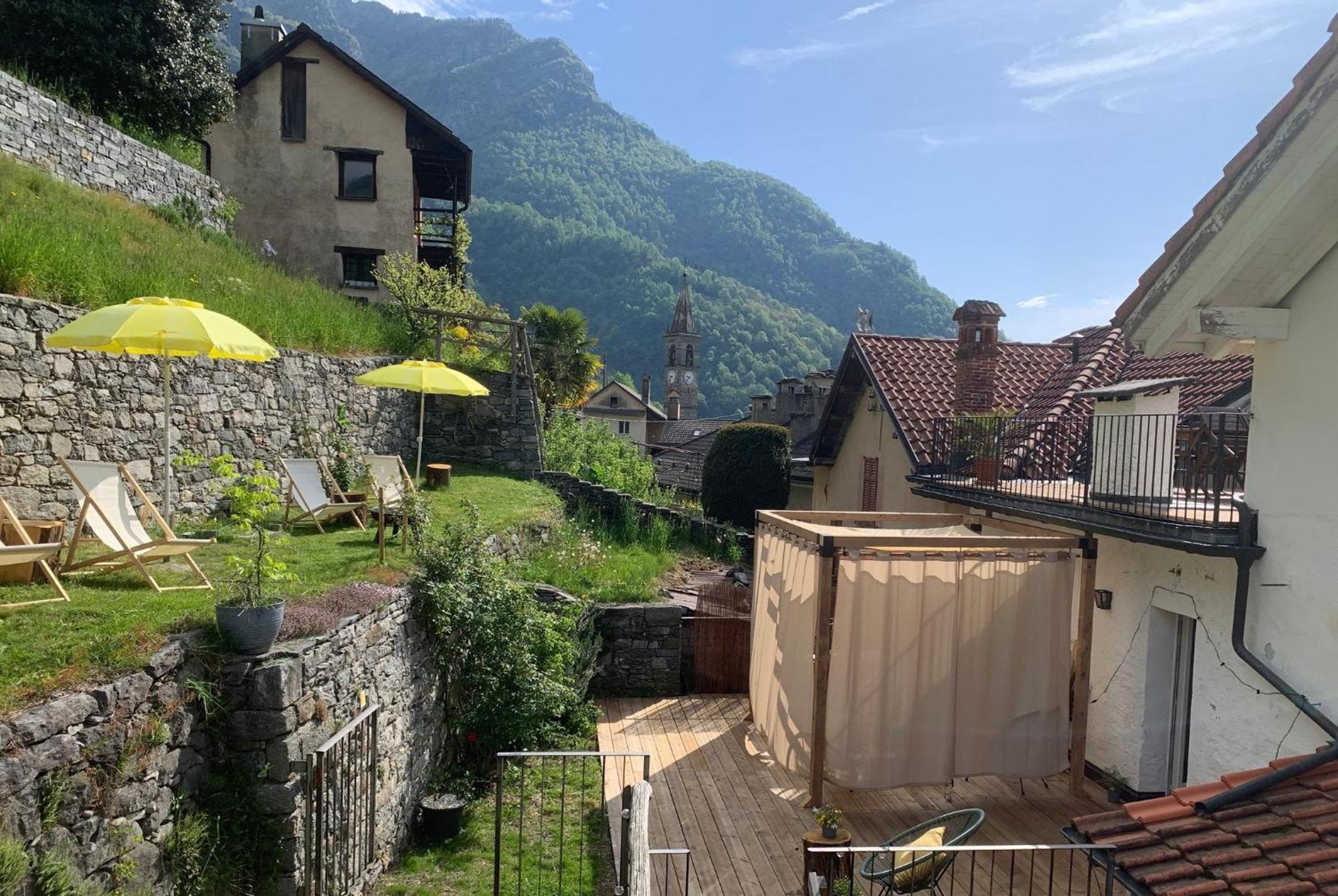 Casa Gialla Russo エクステリア 写真