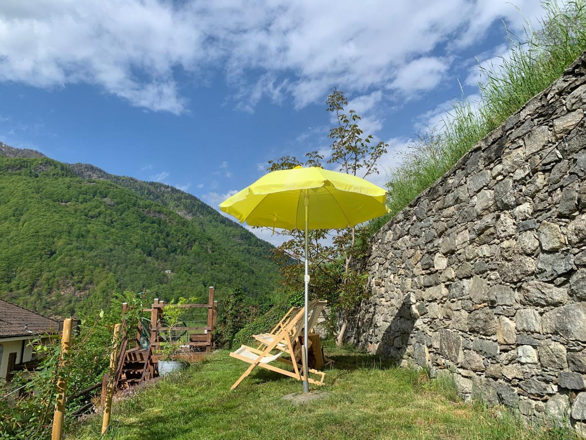 Casa Gialla Russo エクステリア 写真