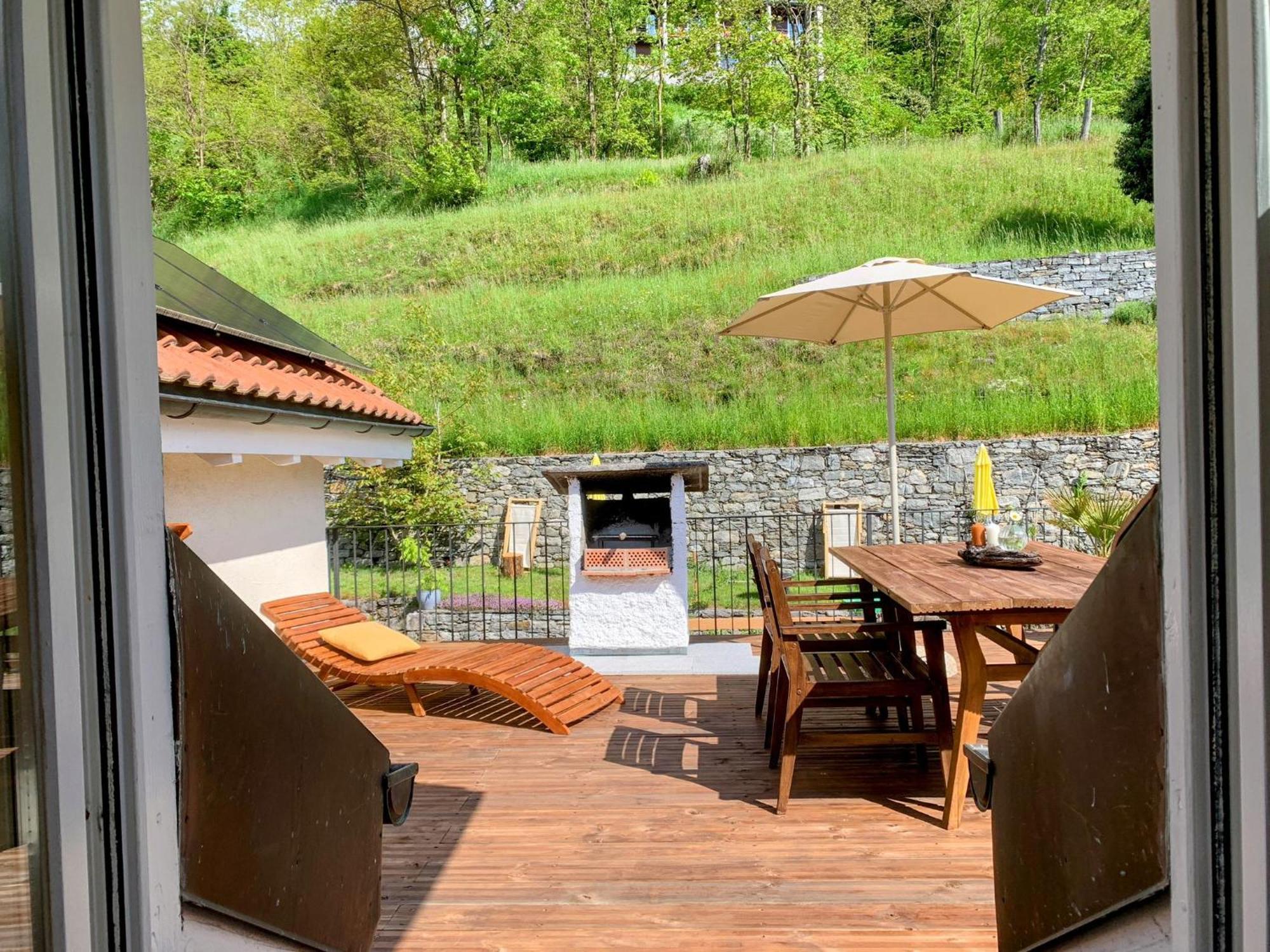Casa Gialla Russo エクステリア 写真